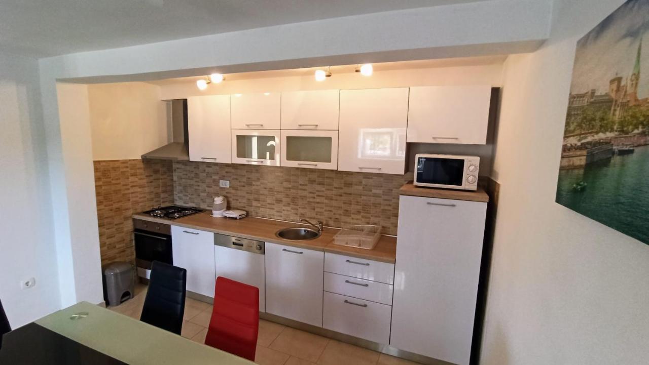 Holiday Apartments Maslina Paho Babino Polje Екстер'єр фото